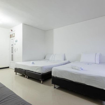 Hospedaje 3 Esquinas Guatape Ngoại thất bức ảnh