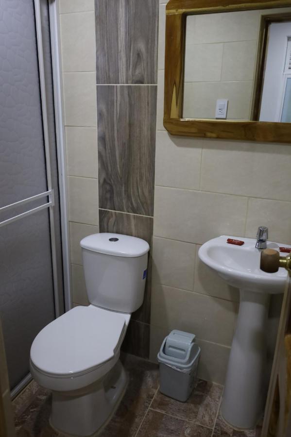 Hospedaje 3 Esquinas Guatape Ngoại thất bức ảnh