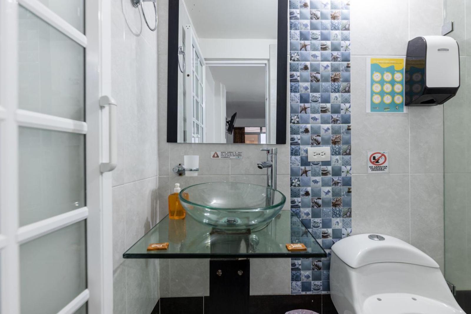 Hospedaje 3 Esquinas Guatape Ngoại thất bức ảnh