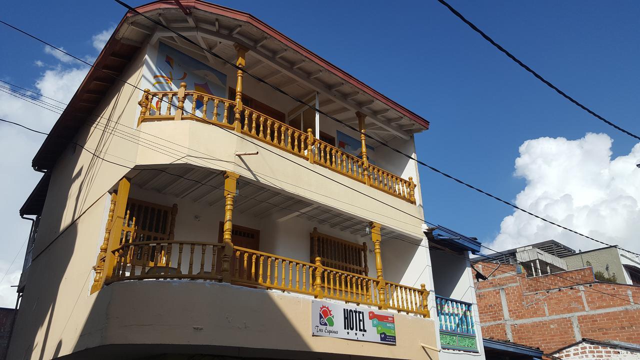 Hospedaje 3 Esquinas Guatape Ngoại thất bức ảnh